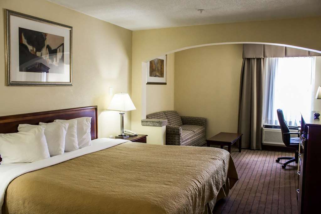 Quality Inn Fuquay Varina East - photo 12