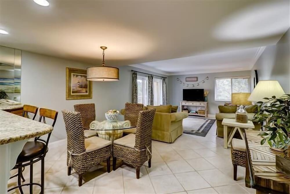 484 Plantation Club at The Sea Pines Resort - photo 7