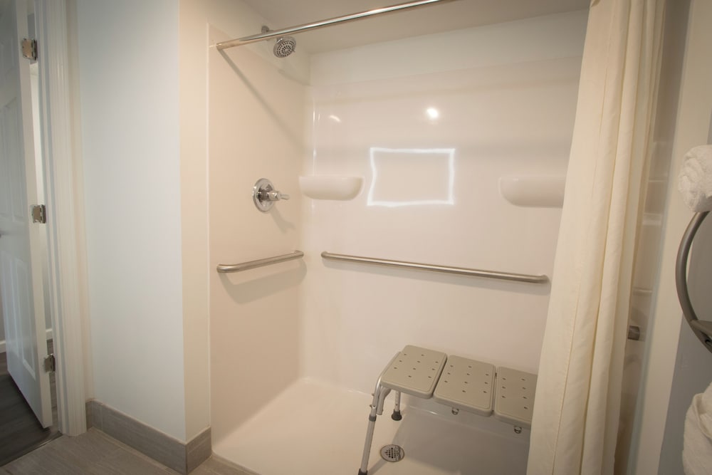 Envi Boutique Hotel Henderson Evansville South - photo 84