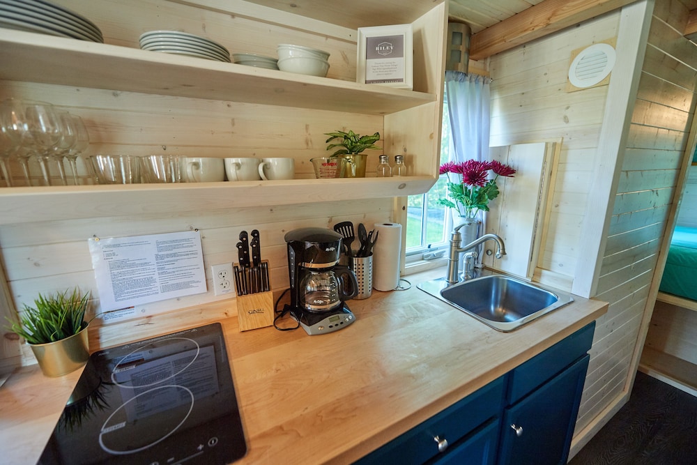 Tuxbury Pond Camping Resort Cottage - photo 46