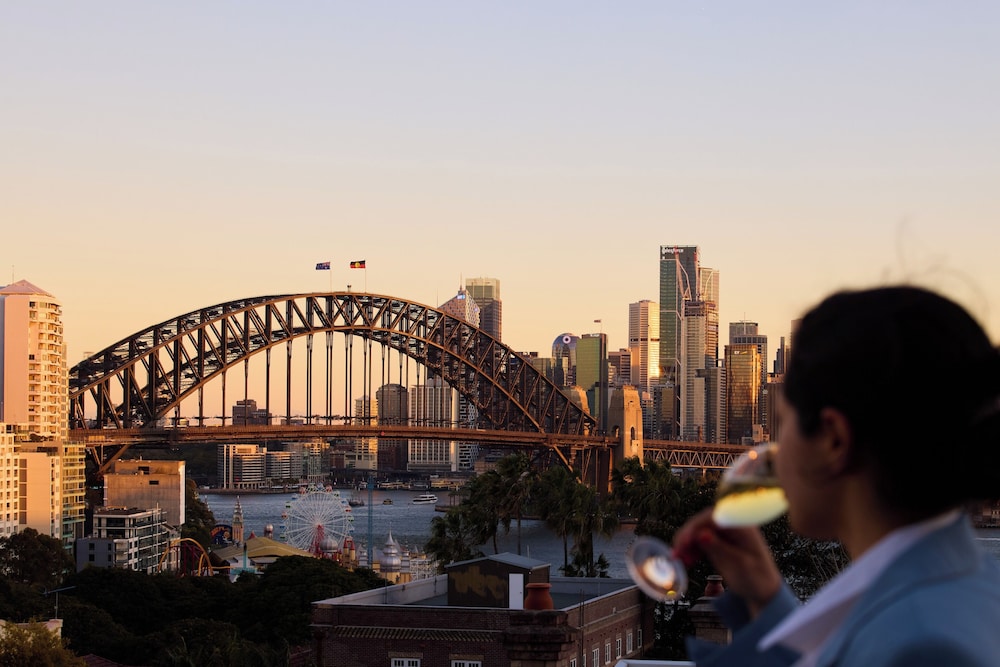 View Sydney — 4-Star Luxury Hotel in Sydney, Australia