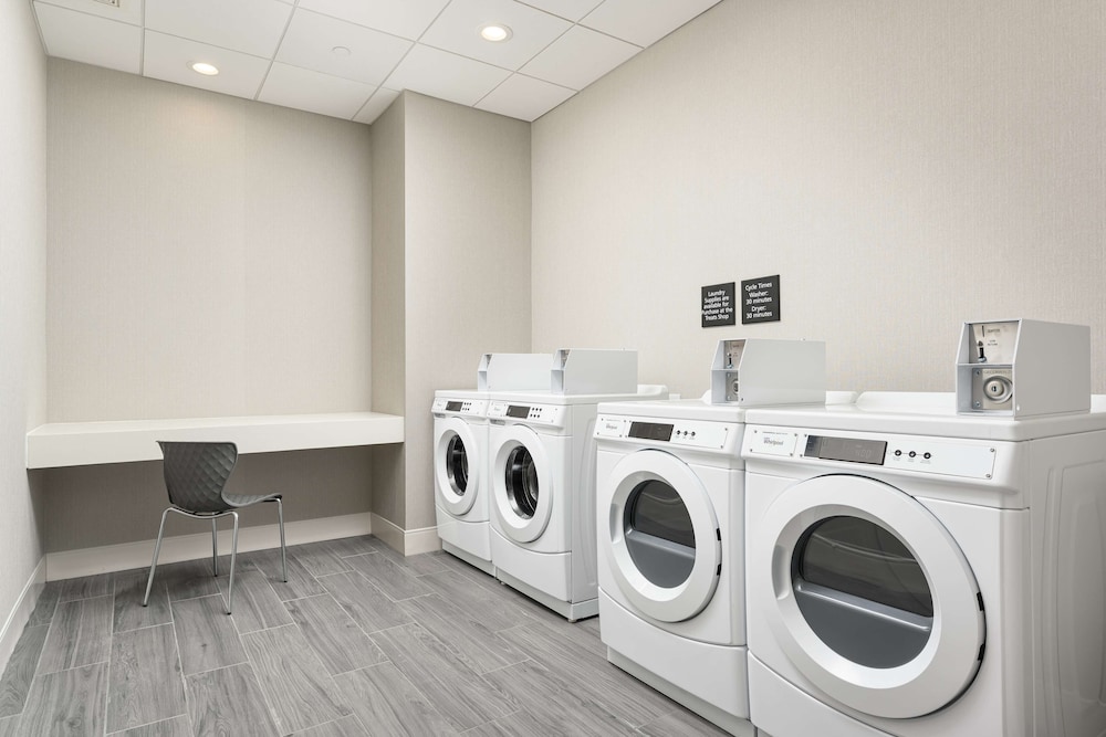 Hampton Inn Ashland City TN - photo 17