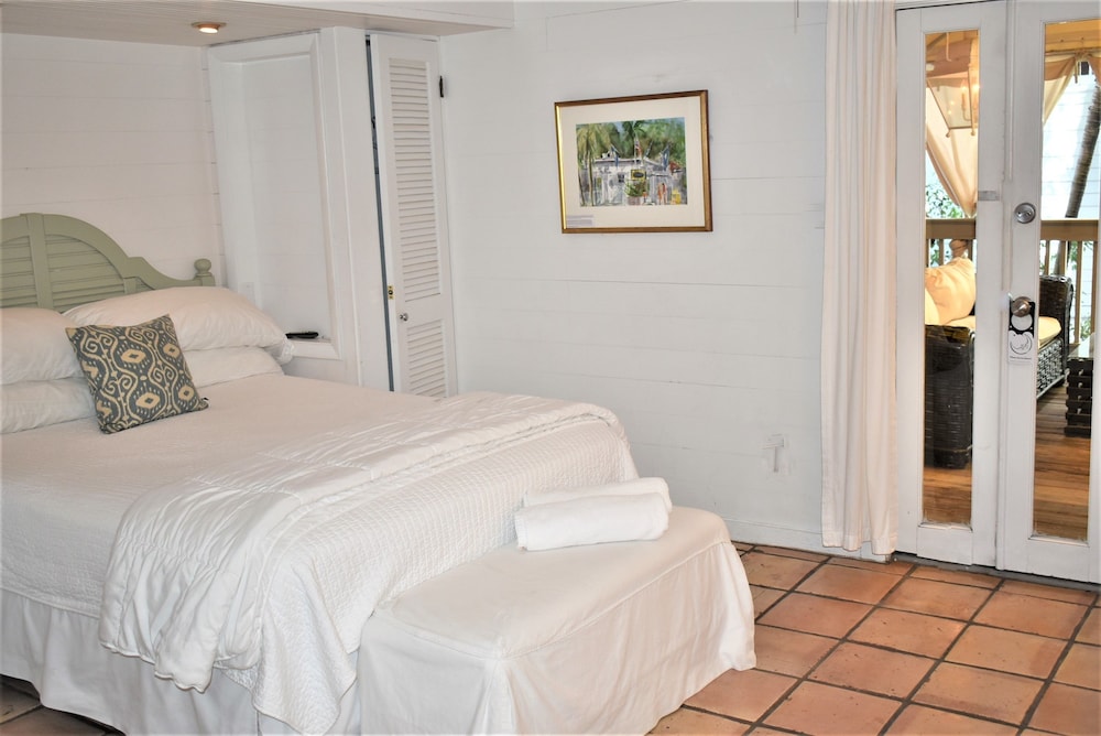 Simonton Court Historic Inn & Cottages - photo 204