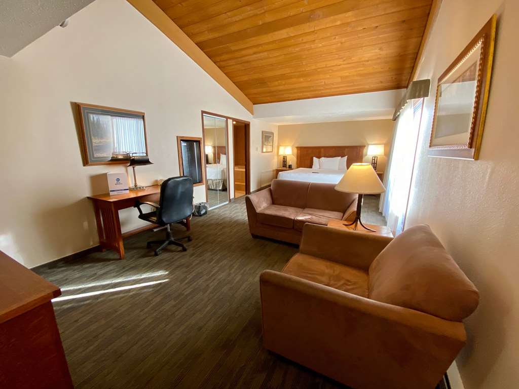Best Western Sheridan Center - photo 11