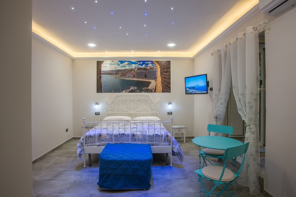 Napoli Stritt - carbon neutral hotel in Naples