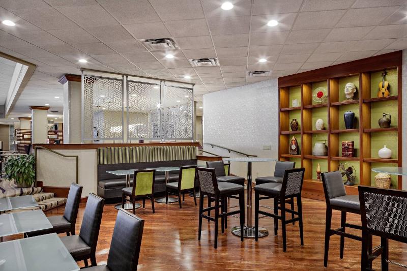 Sheraton Syracuse University Hotel & Conference Center - photo 15