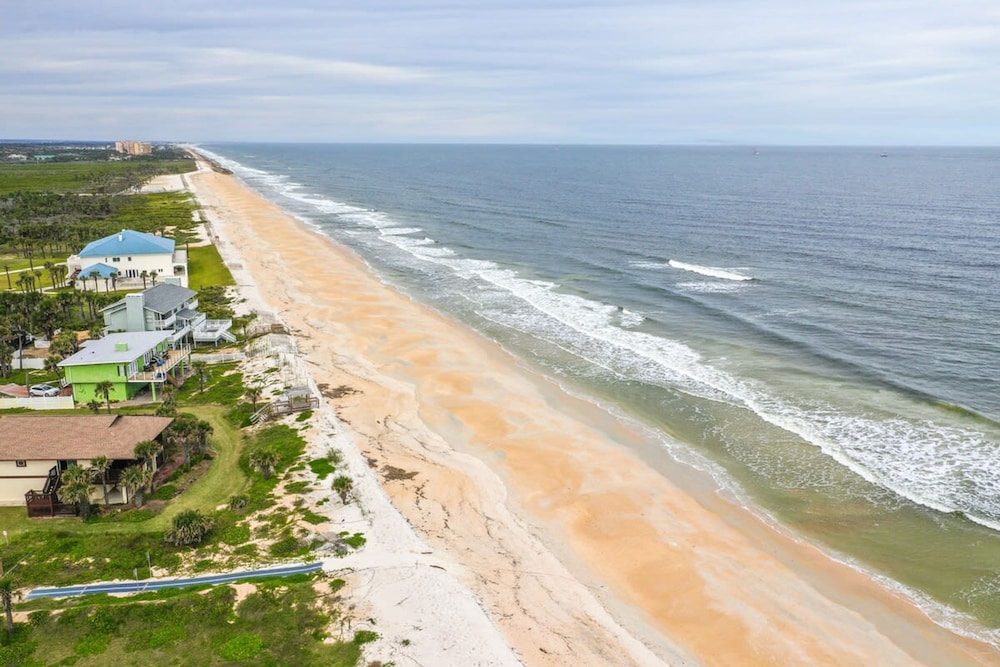 Ocean View Paradise Steps away from the Beach Will Accommodate Up To 10 People including 1 3 Fa - photo 65