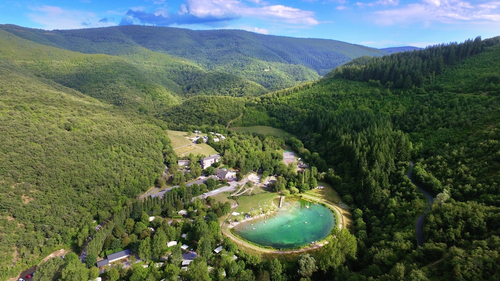 VVF Sud Aveyron Brusque - last minute hotel in Unknown City
