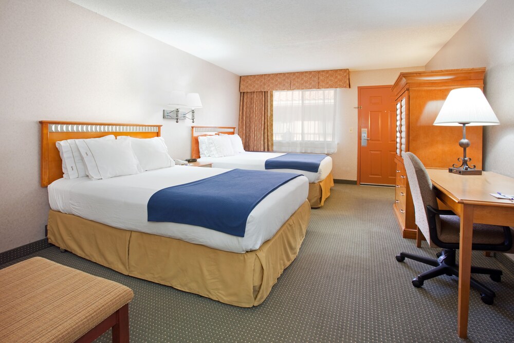 SureStay Plus Hotel Albuquerque I40 Eubanks - photo 8