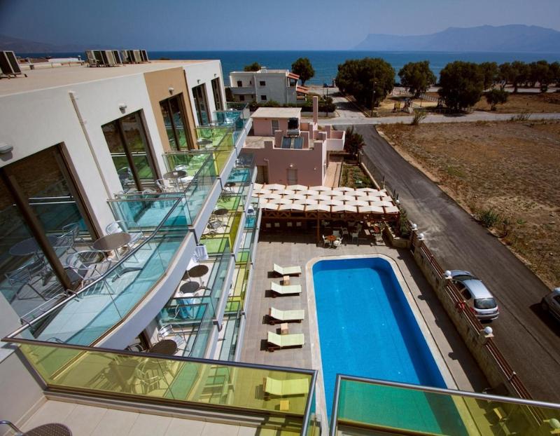 Crystal Bay — hotel in Kissamos