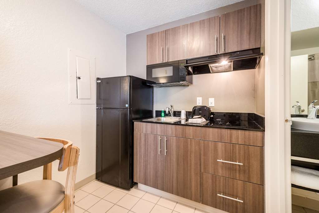 Studio 6 Extended Stay Duluth GA Atlanta Gwinnett Place - photo 16