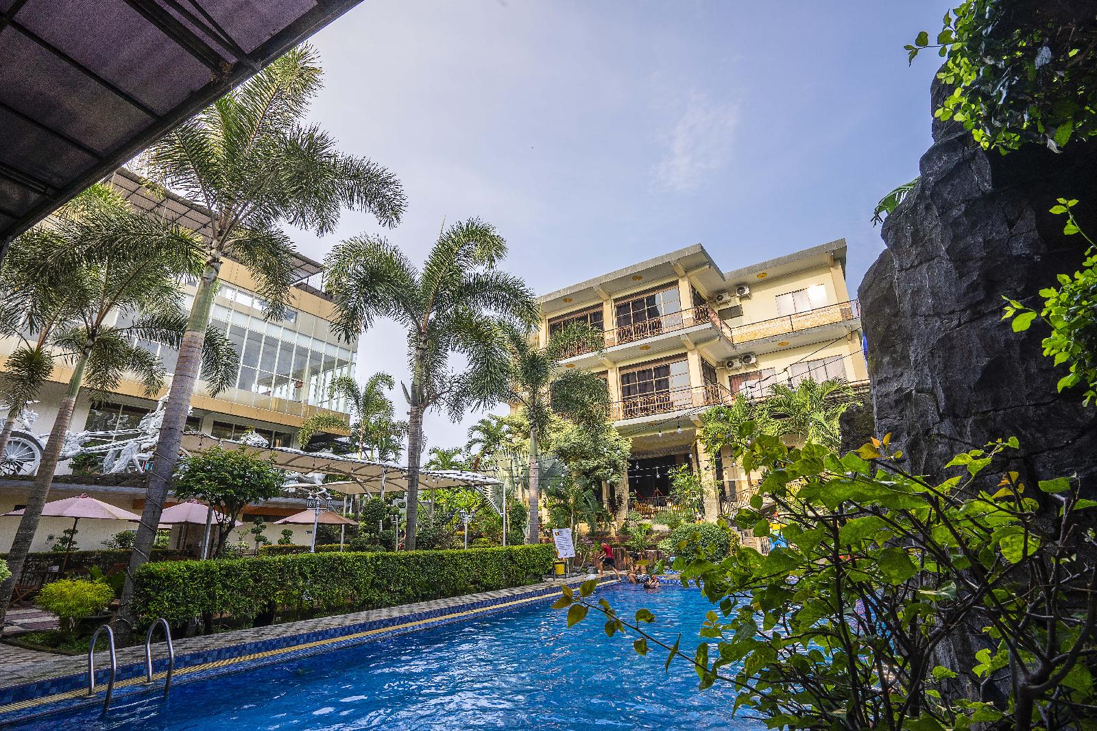Grand Valonia — Jember — photo 5