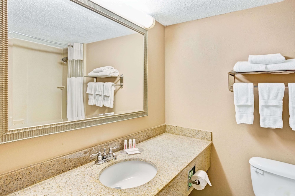 Sonesta Select Hotels Statesville - photo 12