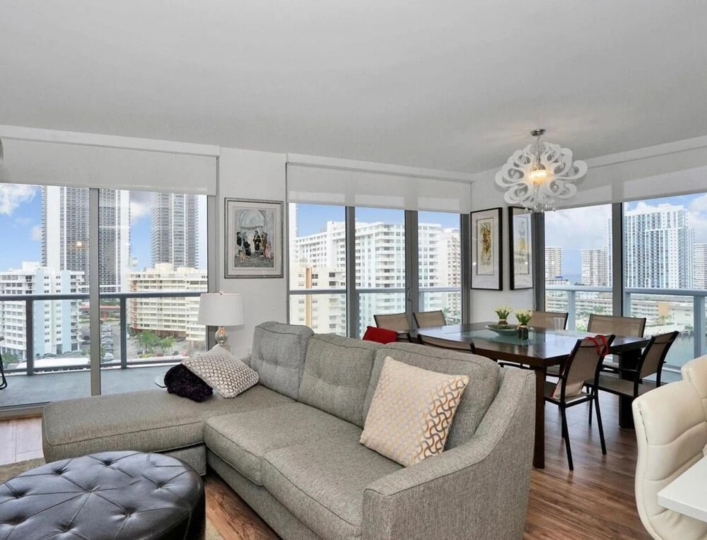 Incredible Bay View 3 Bed Private Floor Apt 1101 BW Resort Miami FL - photo 6