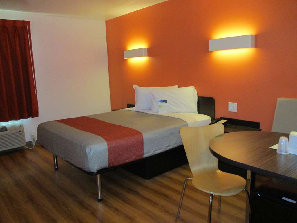 Motel 6 Fort Worth TX North Saginaw - photo 23