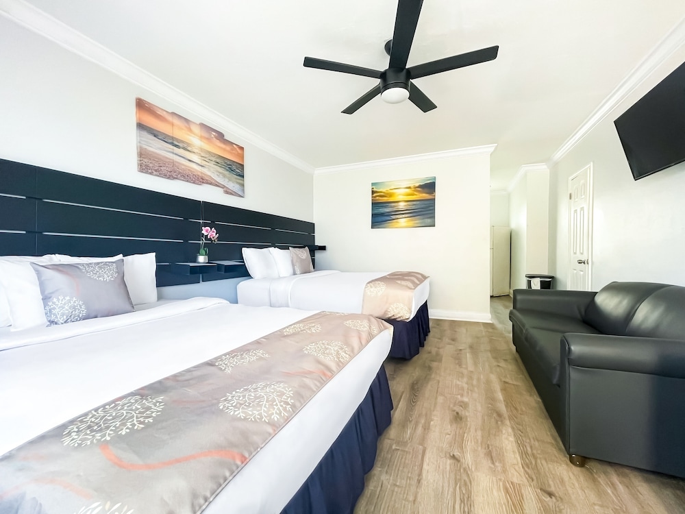 Hollywood Beach Hotels - photo 15