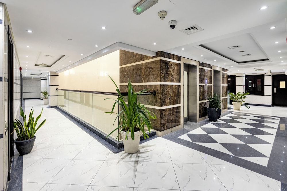 Crown Park Hotel - last minute hotel in Dubai