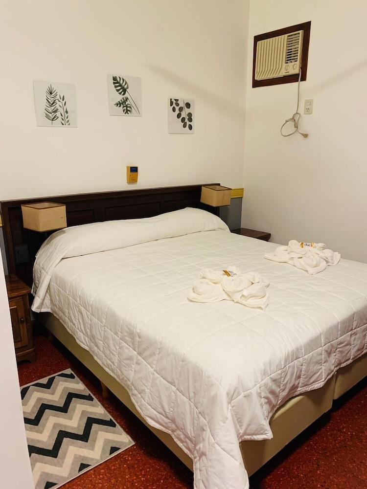 Hotel Suizo in Puerto Rico, Argentina