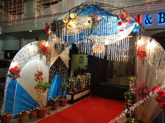 Avadh Hotel & Banquets — Bareilly — photo 4