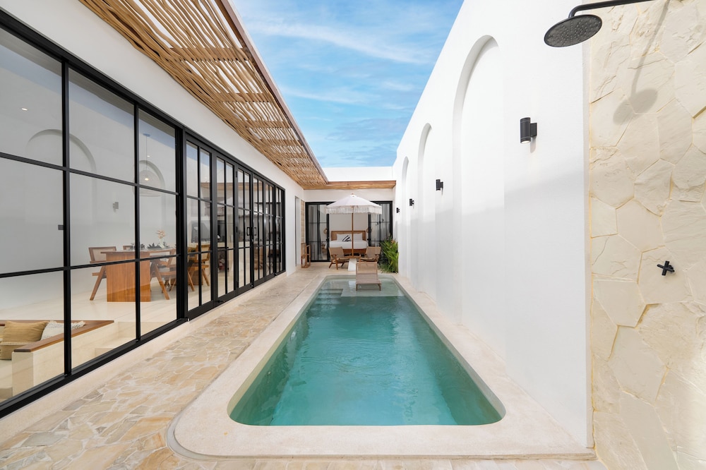 Villa Bellora by Pertama Management — 4-Star Luxury Hotel in Seminyak, Indonesia