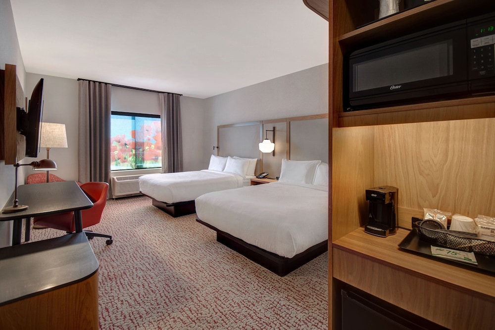 Fairfield by Marriott Inn & Suites Lancaster Palmdale - photo 8
