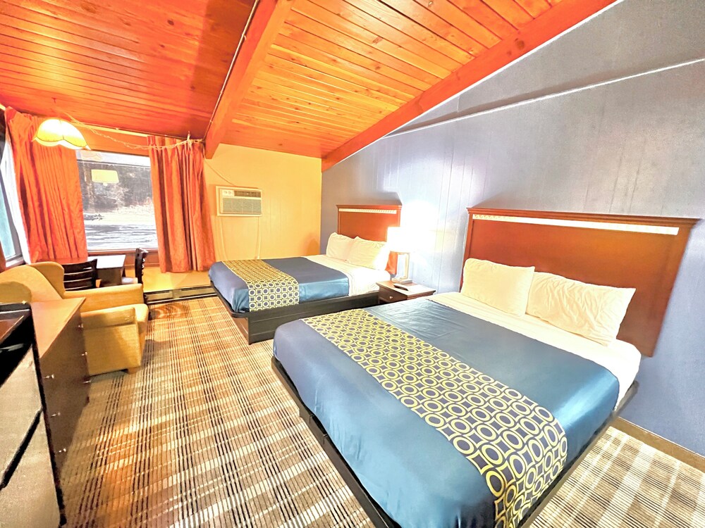 Crossroads Motel — hotel in Elkhorn