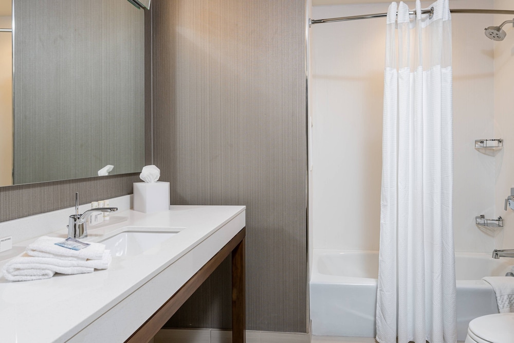 Courtyard by Marriott Asheville Biltmore Village - photo 22