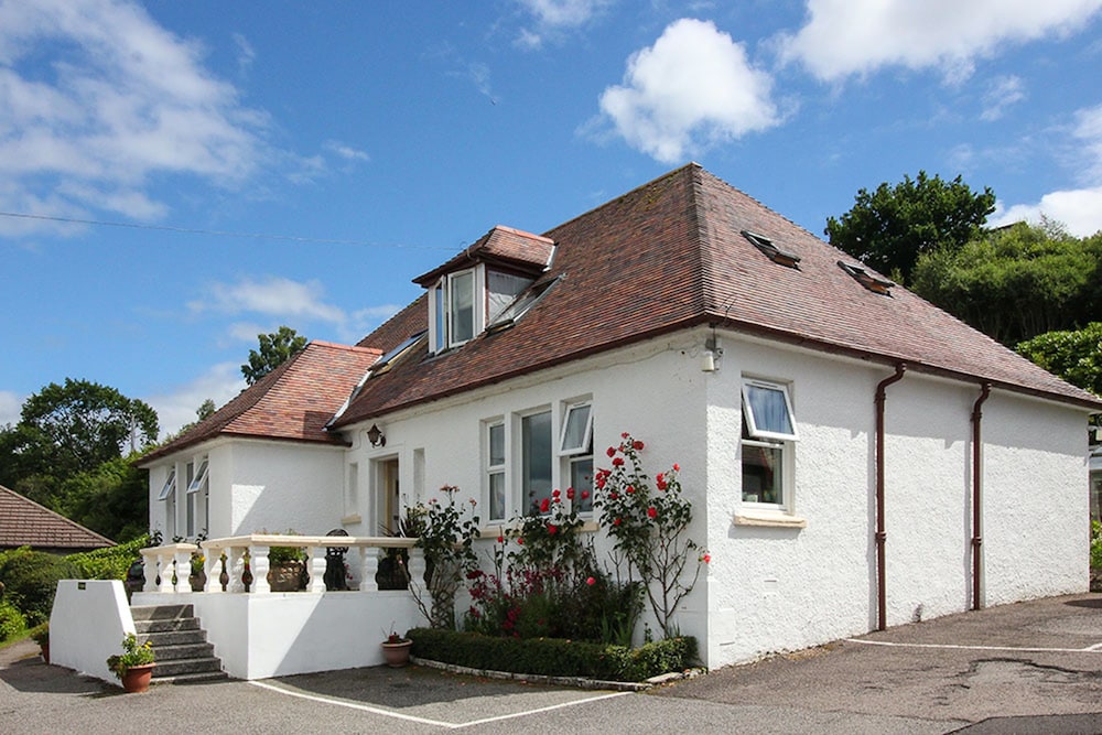 The Gantocks - carbon neutral hotel in Fort William