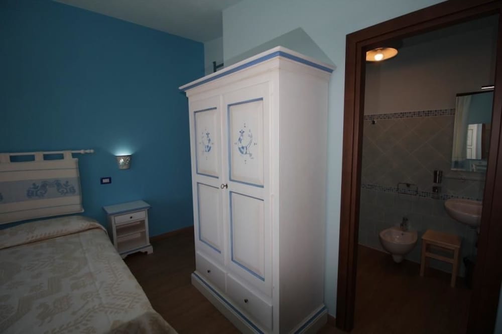 Bed & Breakfast Selvaggio Blu — Baunei — photo 3