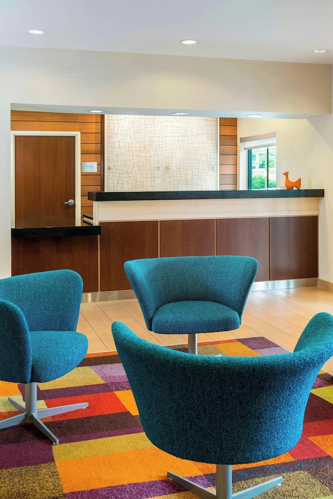 Fairfield Inn & Suites by Marriott Springfield - photo 4