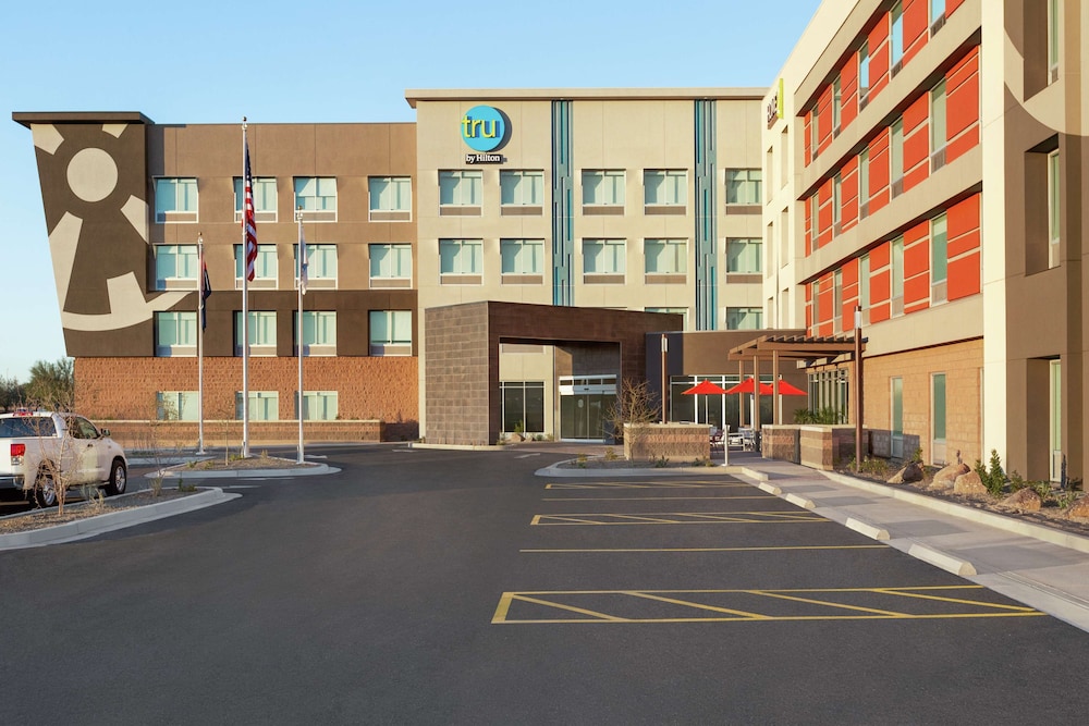 Home2 Suites by Hilton Scottsdale Salt River - photo 38