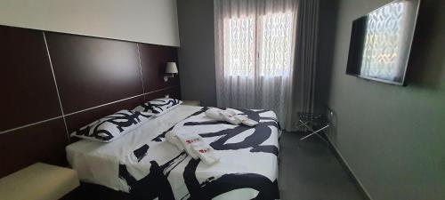 Cri's & You Guest Room — 4-Star Luxury Hotel in Cosenza, Italy