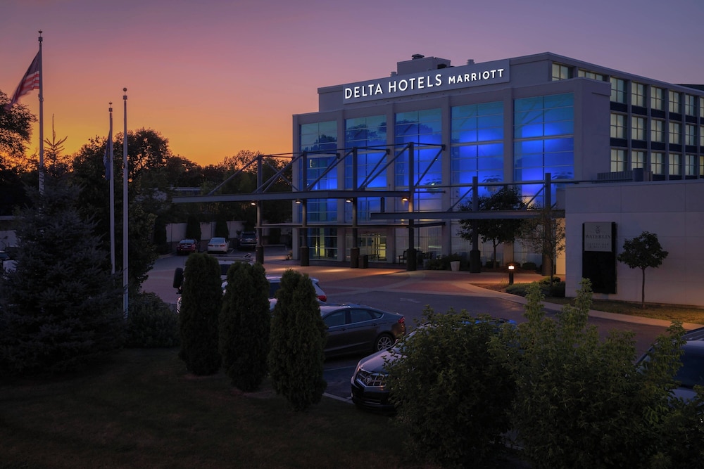 Delta Hotels by Marriott Milwaukee Northwest - photo 30