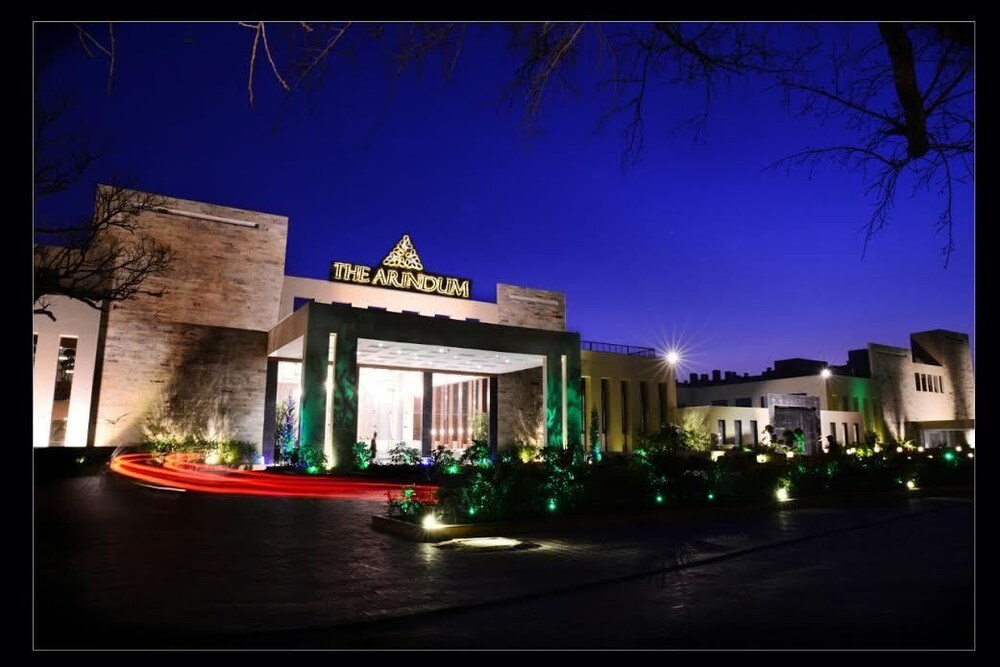 Hotel The Arindum in Murwara, India