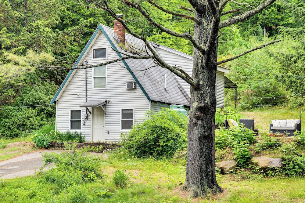 10 Mi to Newfoundland Lake: Updated Forest Retreat — hotel in Hill