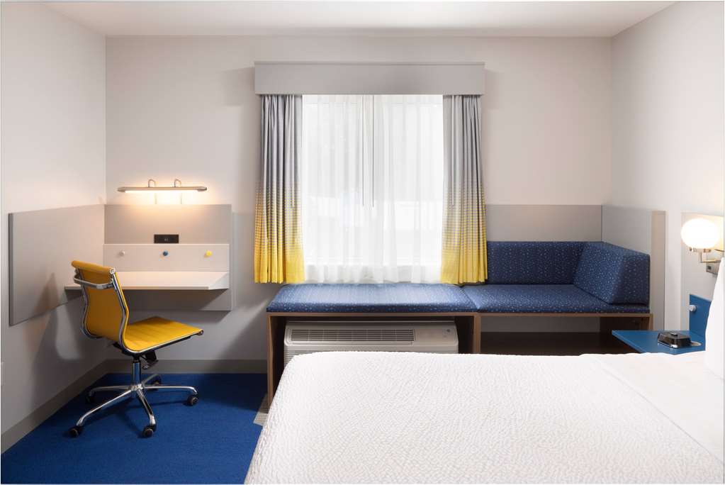 Microtel Inn & Suites by Wyndham Macedon - photo 18