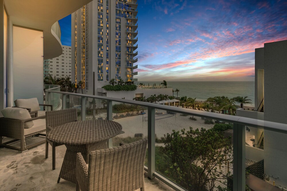 Contemporary Beach Resort Condos - photo 105