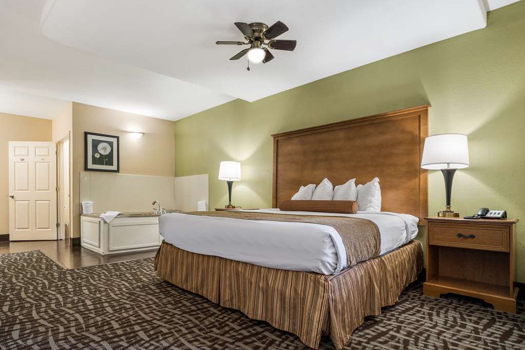 SureStay Hotel by Best Western Alice - photo 15