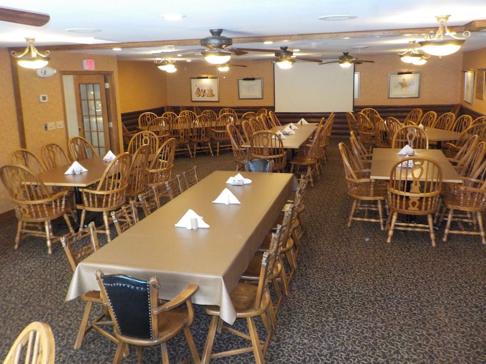 Indian Hills Inn & RV Park - photo 38