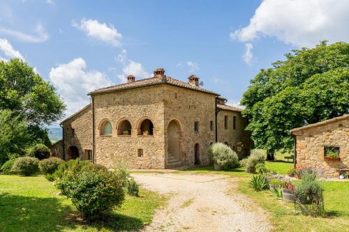 Charming Casanova Apartment In Radicondoli Pool Wifi — 4-Star Luxury Hotel in San Gimignano, Italy