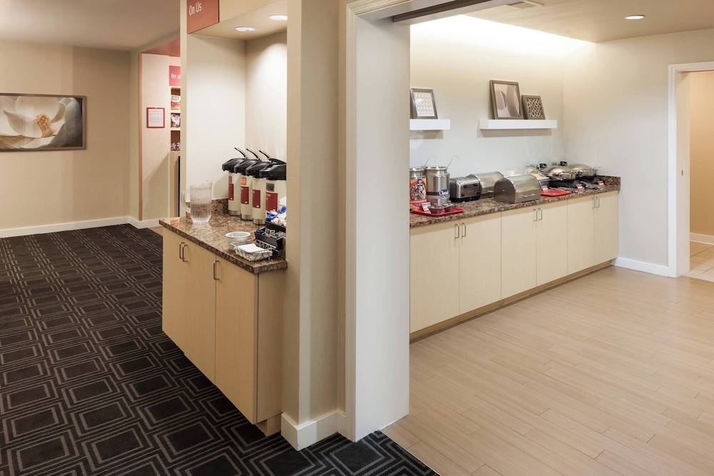 TownePlace Suites by Marriott Columbia Southeast Fort Jackson - photo 27