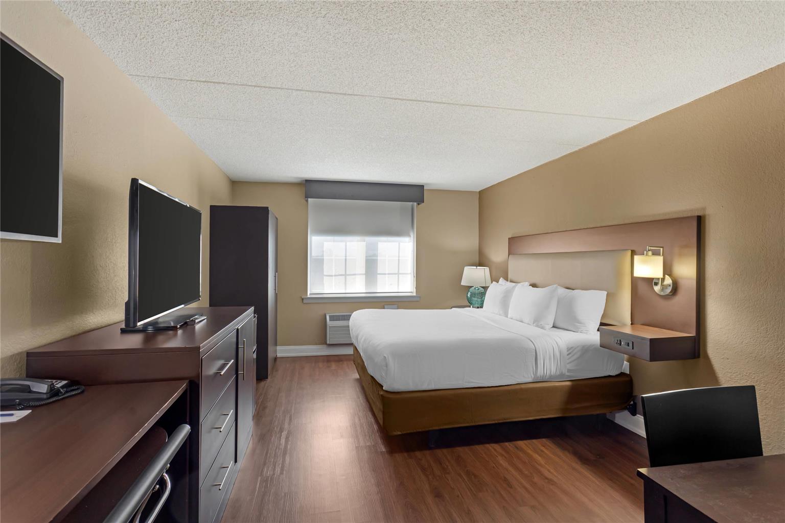 Comfort Inn & Suites Pottstown Eastern Gateway - photo 28