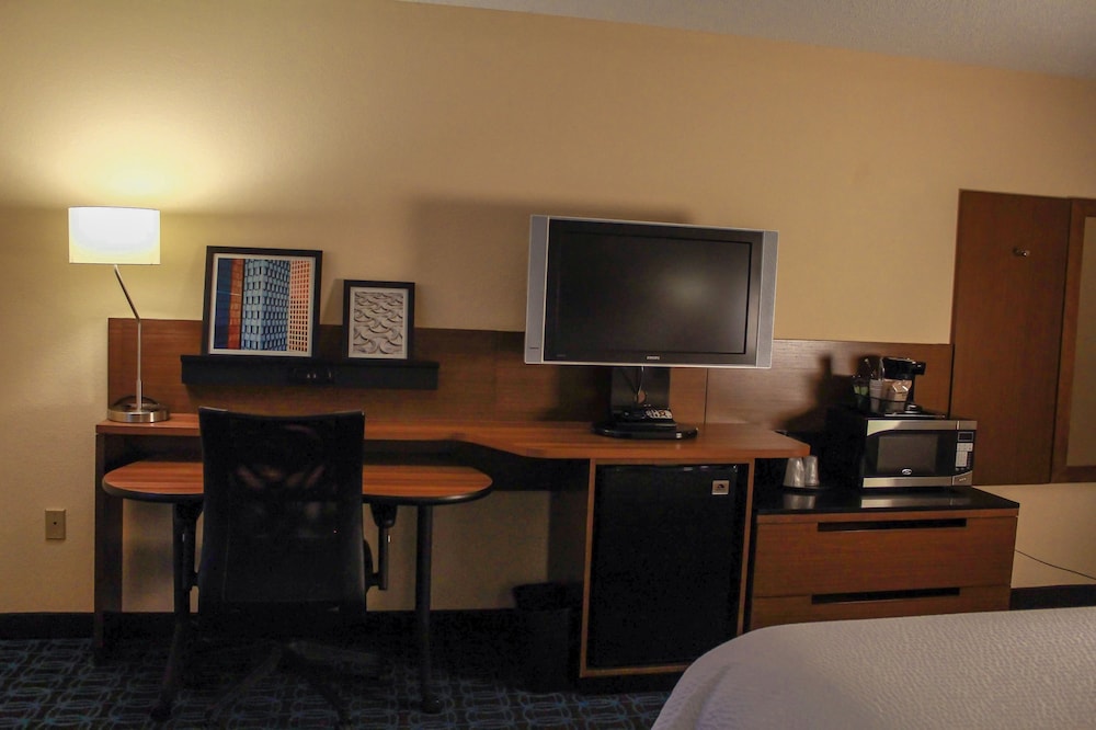 Fairfield by Marriott Kalamazoo West - photo 10