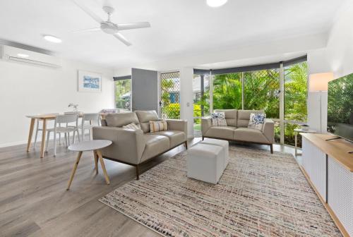 2 Bedroom Villa In Tropical Resort in Noosaville, Australia
