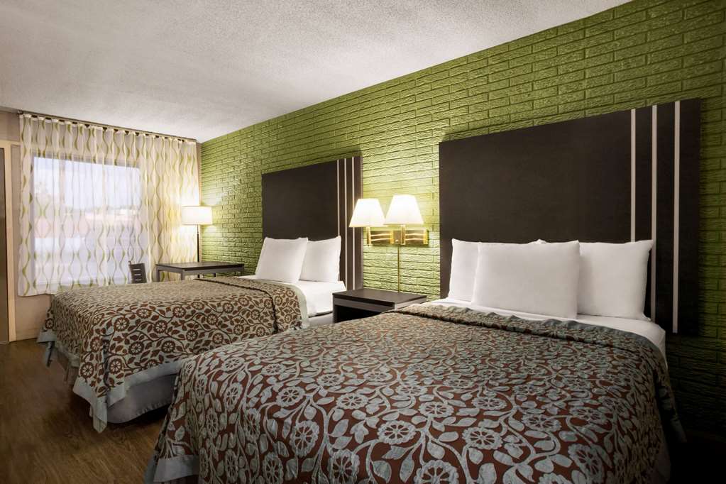 Days Inn by Wyndham Hardeeville I 95 State Line - photo 18