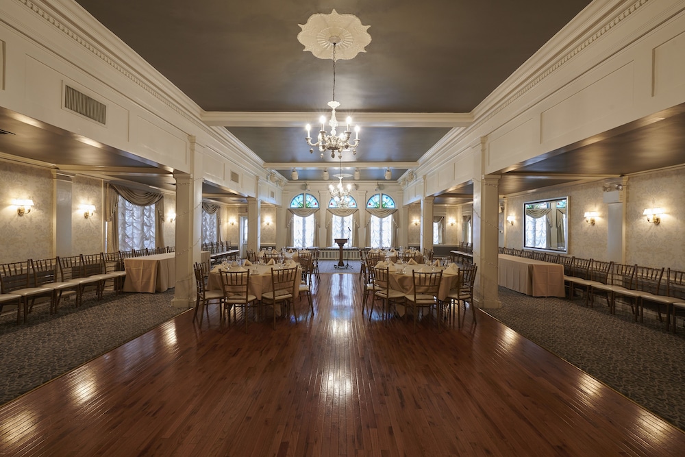 Lititz Springs Inn - photo 47