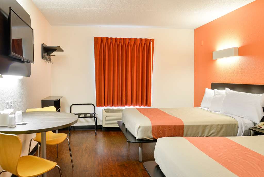 Motel 6 Toledo OH - photo 6