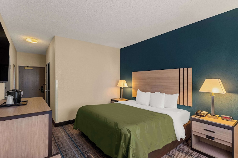 Quality Inn Denver Northeast Brighton - photo 17