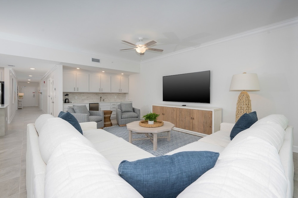Phoenix Gulf Towers 1106 2 Bedroom Condo - photo 13