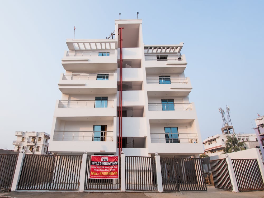 OYO 26974 Hotel S G International - carbon neutral hotel in Patna